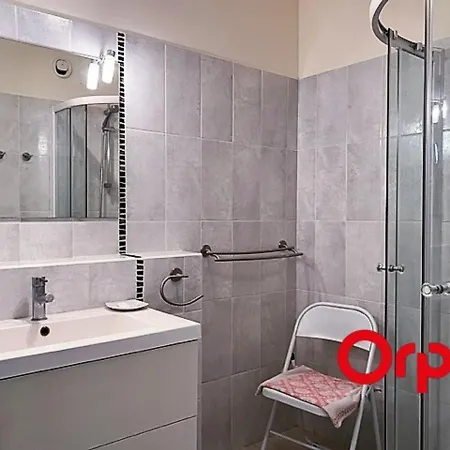 Lumineux Proche Plages Et Centre-ville Avec Clim, Balcons Et Parking Inclus - Fr-1-647-18 아파트