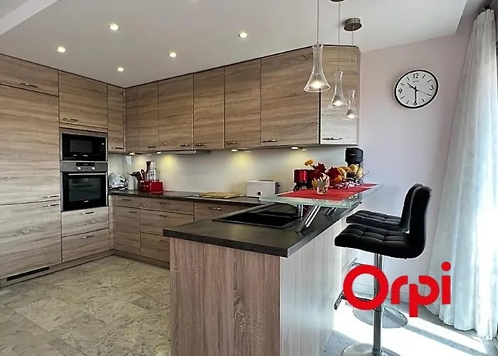 Lumineux Proche Plages Et Centre-ville Avec Clim, Balcons Et Parking Inclus - Fr-1-647-18 * Menton