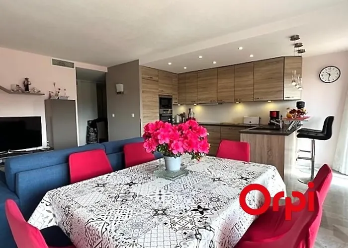 Lumineux Proche Plages Et Centre-ville Avec Clim, Balcons Et Parking Inclus - Fr-1-647-18 *