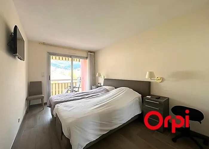 Lumineux Proche Plages Et Centre-ville Avec Clim, Balcons Et Parking Inclus - Fr-1-647-18 Apartmán Menton