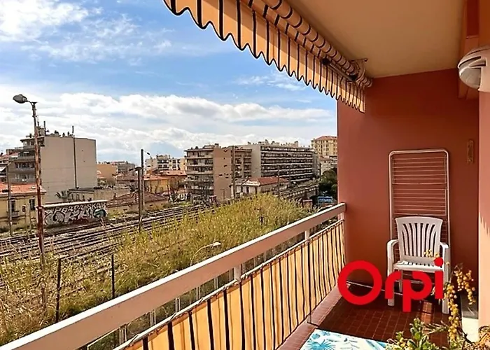 Apartment Lumineux Proche Plages Et Centre-ville Avec Clim, Balcons Et Parking Inclus - Fr-1-647-18