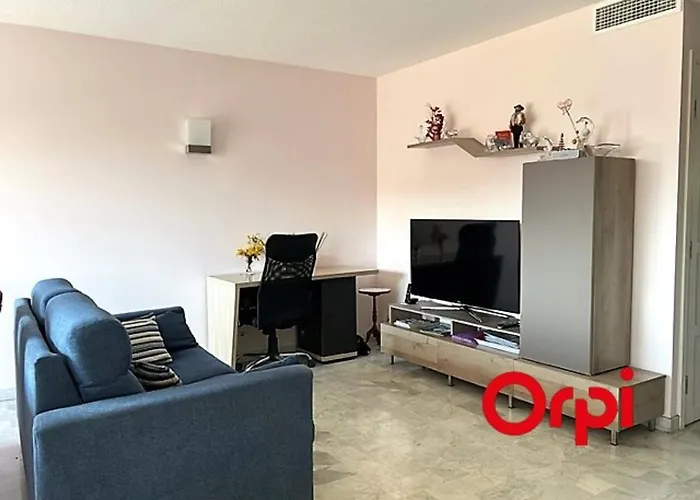 Lumineux Proche Plages Et Centre-ville Avec Clim, Balcons Et Parking Inclus - Fr-1-647-18